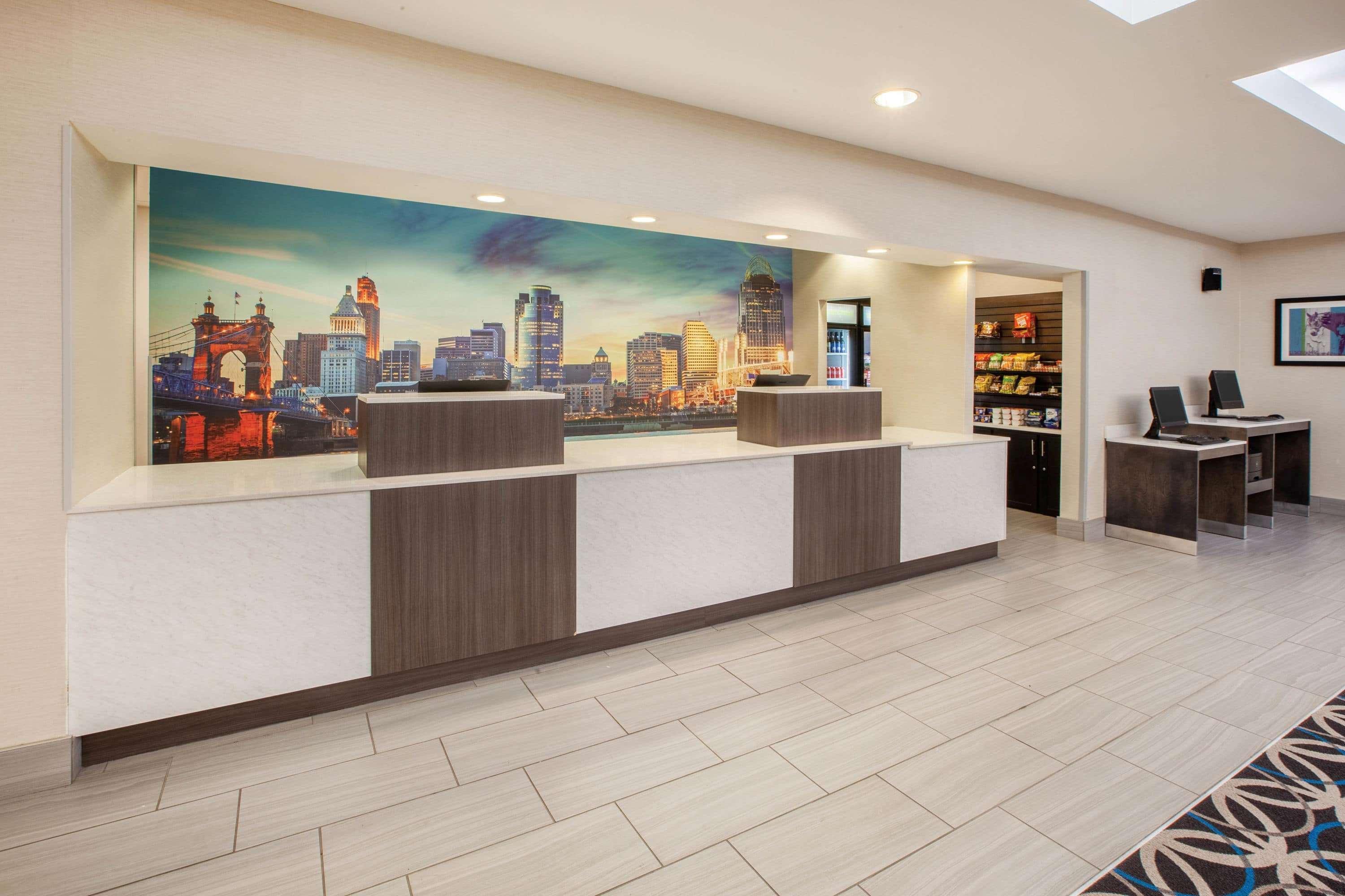 La Quinta By Wyndham Cincinnati Airport Florence Bagian luar foto